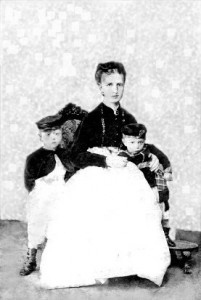 Carl, Mrs Anna Grasshoff, brother Louis